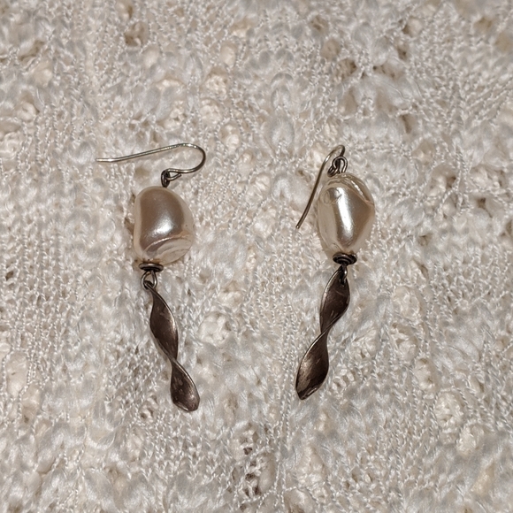 💍Pearl dangling earrings - Picture 1 of 5